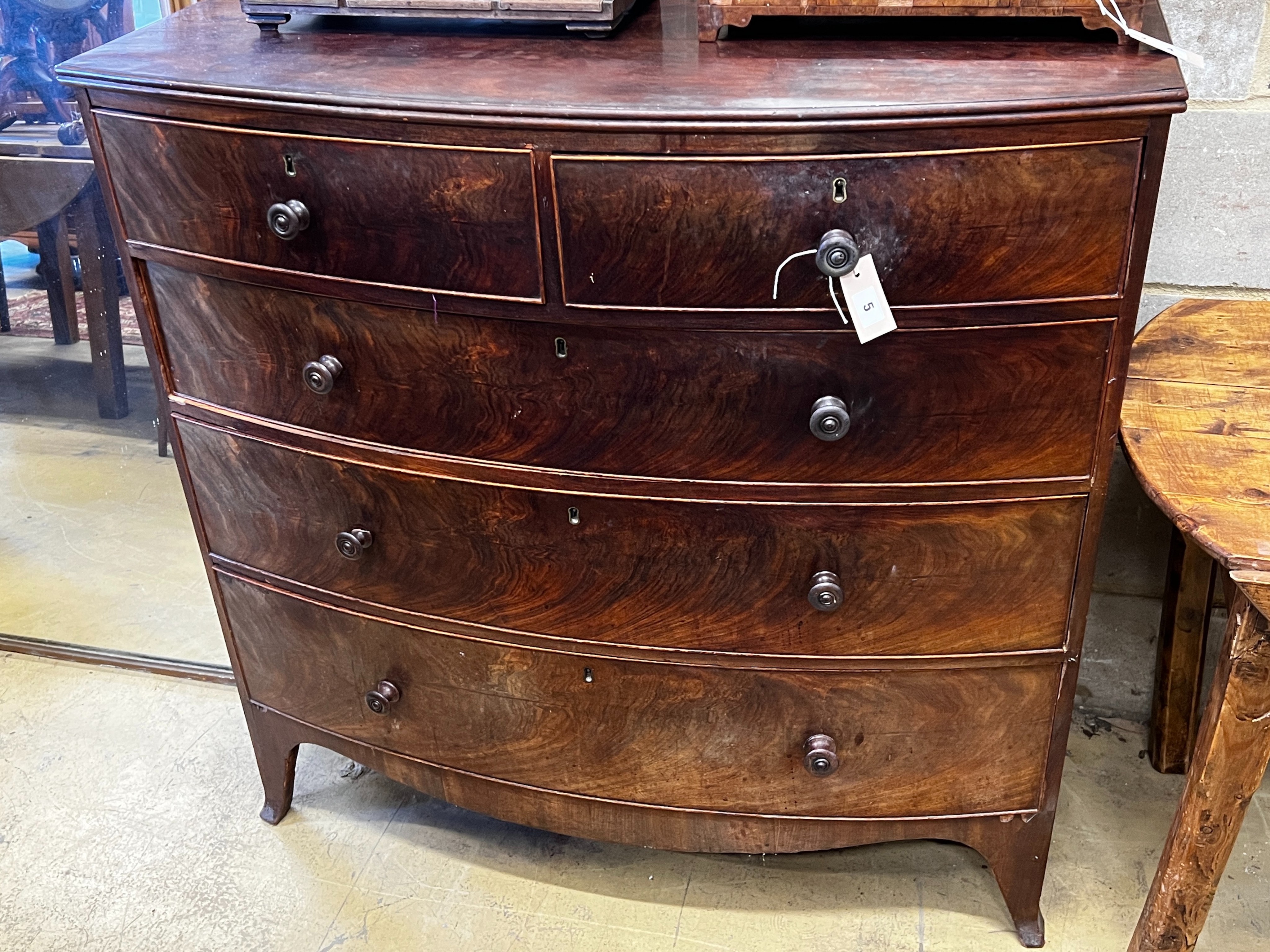 A Regency mahogany bowfront chest, width 107cm, depth 51cm, height 106cm